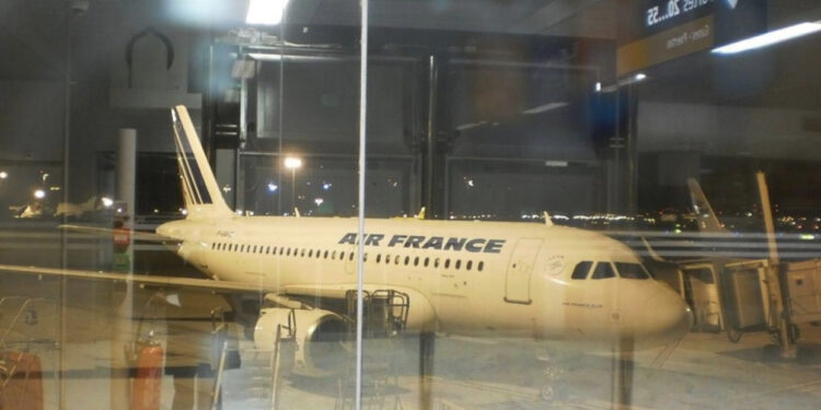 Dy anëtarë të Shërbimeve Sekrete Ruse kërkojnë azil në Francë, kanë dokumente “shumë të rëndësishme” për pushtimin e Ukrainës