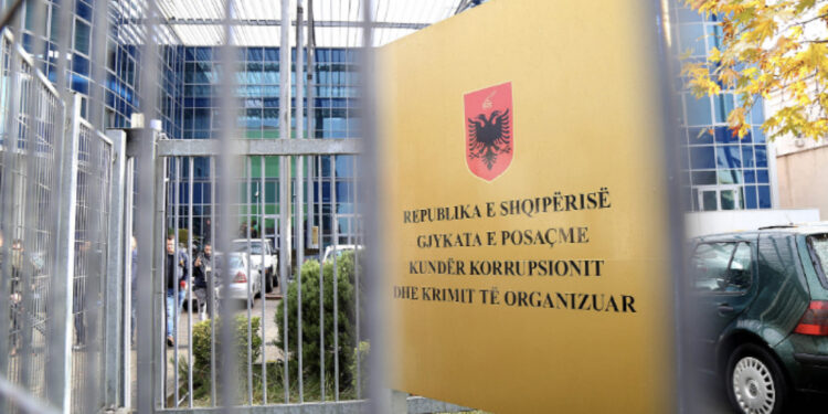 Trafikonin drogë drejt Greqisë, SPAK kërkon 33 vite burg për dy të arrestuarit