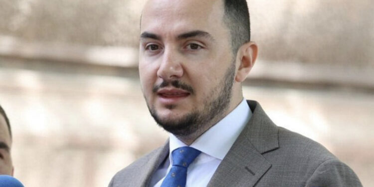 Ervin Salianji sulmon Alibeajn dhe Lulzim Bashën: Kanë projekt tjetër politik