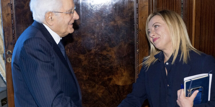 Formohet qeveria në Itali, Giorgia Meloni zyrtarisht kryeministre