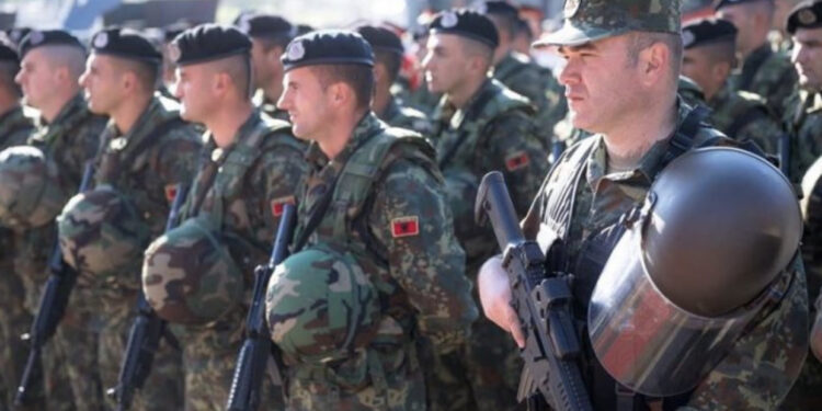 Qeveria rrit me 68% fondet për forcat e luftës, 87 mln euro më shumë në 2023 për Ministrinë e Mbrojtjes