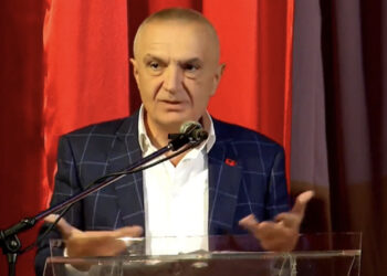 “Ore vagabond!” Meta zbulon prapaskenat: Luli m’u lut dhe qante në zyrë për shtyrjen e zgjedhjeve