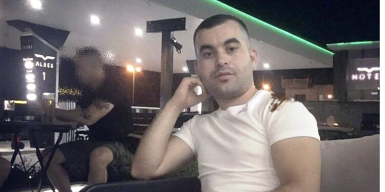 Del foto/ Ky është Nertil Buzi që u mor peng nga 7 shqiptar që kërkonin 400 mijë pound. E torturonin dhe i dërgonin foto familjarëve