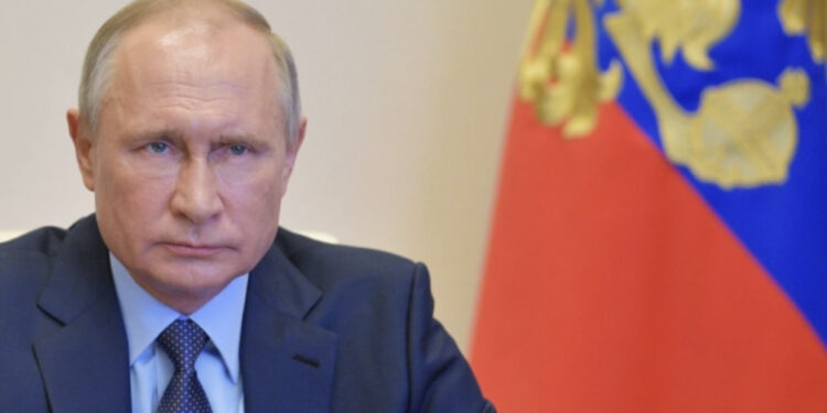 Familjarët e Putinit të shqetësuar, presidenti rus ka mungesë oreksi dhe të përziera