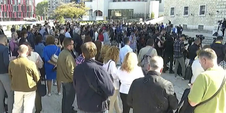 Të mërkurën nis greva e urisë, pedagogët dy ditë kohë Qeverisë: Pritëm tre vite, nuk pati asnjë reagim për kërkesat tona