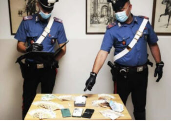 Trafikonin kokainë, arrestohet 30-vjeçari shqiptar në Itali dhe shoku i tij