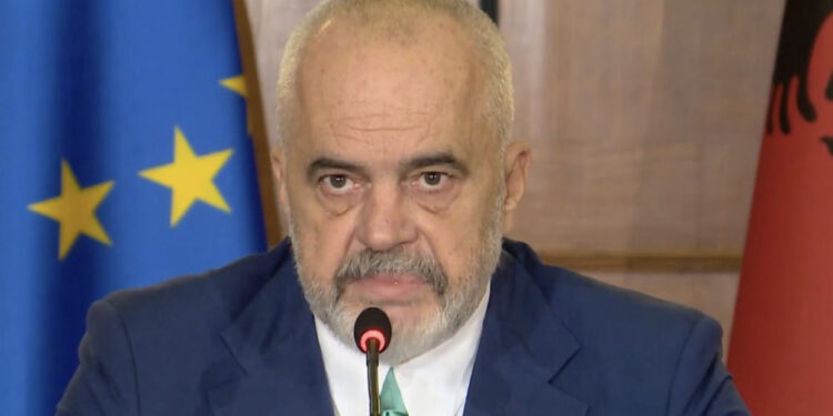 Ia kanë bërë 8me2/ Protesta e pedagogëve, Rama takime me rektorët e universiteteve publike dhe jopublike