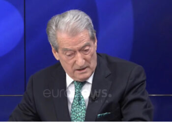 Berisha ashpërson tonet: Rama këputet në mes! E këpusim si plep i kalbur