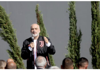 Paralajmëron Rama: Do të penalizohen ata që nuk e punojnë tokën