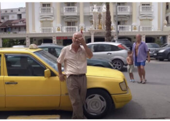 VIDEO/ Pasioni i shqiptarëve për “Benzin”, DW sjell historinë e taksistit shqiptar që u bë viral në Gjermani: Ka bërë 1.5 mln kilometra