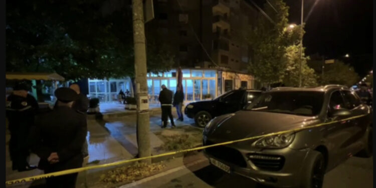 Të shtënat me armë në Shkodër, dalin EMRAT, ja kush është autori dhe dy vëllezërit që u qëllua drejt makinës së tyre