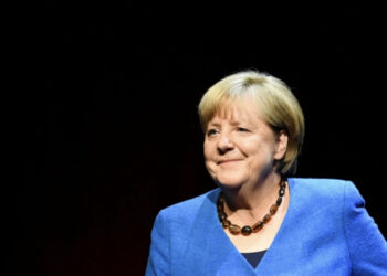 Hapi dyert për 1.2 milionë sirianë, Angela Merkel vlerësohet me çmimin prestigjoz