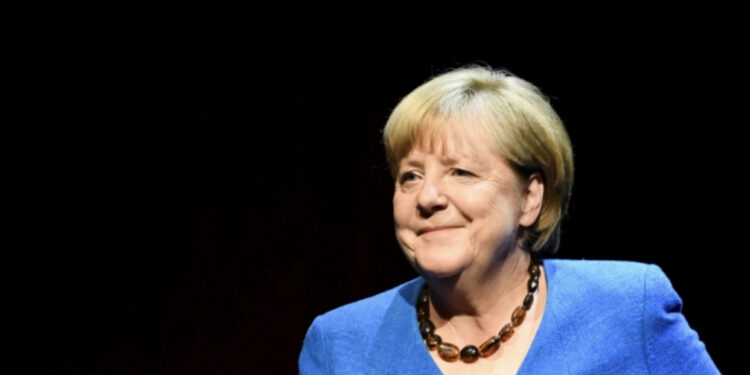 Hapi dyert për 1.2 milionë sirianë, Angela Merkel vlerësohet me çmimin prestigjoz