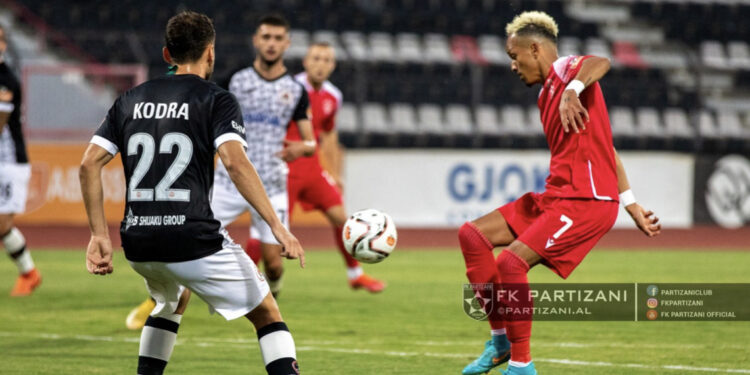 Partizani ndalet në momentin më të mirë, lë dy pikë përballë Kastriotit