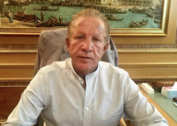 Sa para ke në llogari? Behgjet Pacolli habit të gjithë me përgjigjen