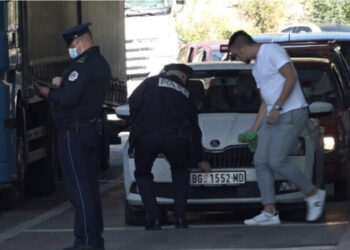 Nga nesër do të hyjnë në fuqi targat e reja në Kosovë, SHBA dhe Evropa të zhgënjyer nga vendimi