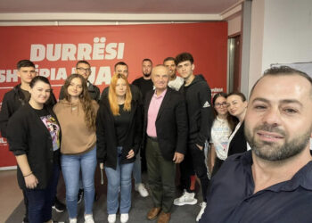 Meta shfaqet mes të rinjve: Durrësi është i paduruar për ndryshim