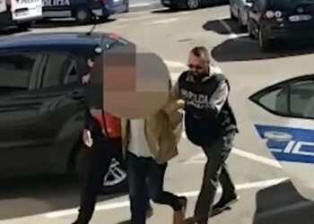 EMRI/ Përfitoi 12 mijë euro me anë të mashtrimit, arrestohet 50-vjeçari në Tiranë