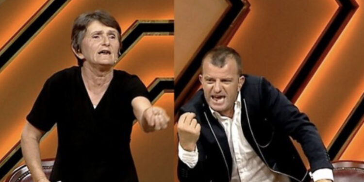 I kanë vdekur 4 fëmijë, nëna nga Pogradeci përballet me të birin: Nusja më hodhi nga shkallët, djali më thotë dil nga shtëpia