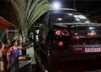 Shkuan ta arrestonin, politikani brazilian hedh granata ndaj policisë në Rio de Zhaneiro