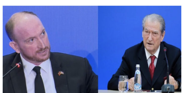 “Burokrat i korruptuar”/ Ambasadori britanik u përgjigjet akuzave të Berishës