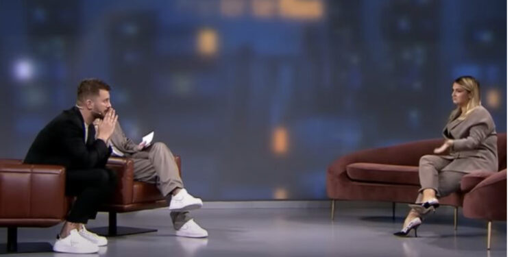 “Nuk je burrë”/ Çfarë ndodhi në studio? Olsa Muhameti përballet me Donald Veshajn