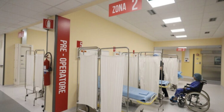 Rriten 5% shtrimet në spitale/ Mjekët: Probleme kardiologjike dhe të trurit do ketë deri në 2 vjet pas infektimit nga Covid-19