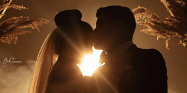 FOTO/ Këngëtarja kosovare i jep fund beqarisë, dalin pamjet nga dasma madhështore