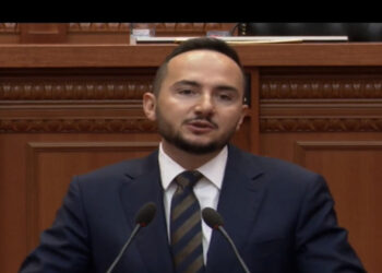 “Gogoli ka larguar 700 mijë shqiptarë”, Salianji kundër reformës Territoriale: E njëanshme! Keni rritur numrin e patronazhistëve