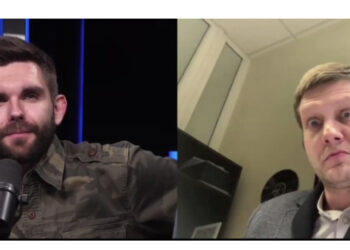 Mbështetësi i Putinit nuk i mban dot lotët: Ju që nuk shkoni në luftë jeni mbeturina