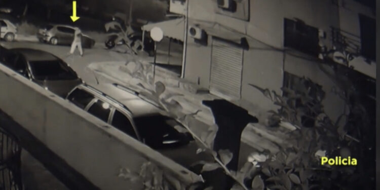 Del video tjetër/ Policia ndoqi Lear Kurtin deri në momentin kur ai ra pa ndjenja