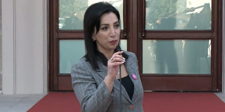 Qeveria rrit me 15% pagat e pedagogëve, Kushi: 7% do mbulohen nga shteti, pjesa tjetër nga vetë Universiteti