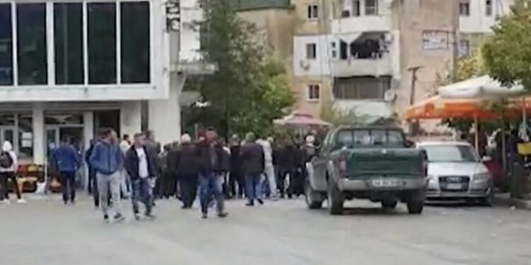 EMRAT-FOTO/ Nga dashuria mes të rinjve në tragjedi, si u shkua deri te masakra e Klosit