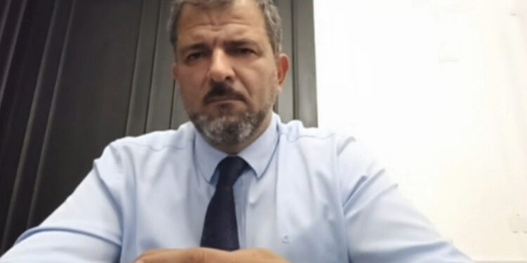 Eksperti mjeko-ligjor: Autopsia e Lear Kurtit brenda 5 orësh, në shkelje të ligjit! E pamundur të gëlltitet qesja me kokainë