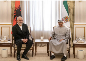 Presidenti Zayed pret Ramën në Pallatin Mbretëror, zbulohen detaje nga takimi