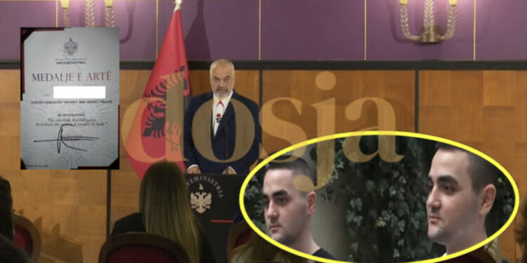 Pse u ‘censuruan’ nxënësit e ‘Mehmet Akif’? Rama u dha medalje, por u mohoi shkollimin, binjakët ekselentë që duan të ikin nga Shqipëria