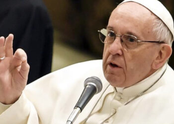 Papa Françesku: Murgeshat dhe priftërinjtë e kanë zakon të shikojnë pornografi në internet, nga atje hyn djalli