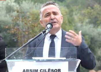 Pedagogët marrin vendimin “drastik”: Çfarë do të ndodhë ditën e hënë, pas orës 10:00…