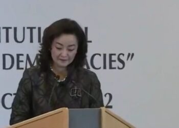 “Boll i keni mbushur xhepat”/ Yuri Kim “thirrje” gjykatave e prokurorëve: Ka ikur koha e zarfave, telefonatave e kërcënimeve! Bëni punën tuaj