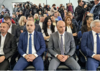 Nga largimi i serbëve nga institucionet te thirrjet e BE-së për maturi, çfarë po ndodh në veri të Kosovës