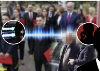 Gazetari plas bombën: Dy ministra dhe një Kryebashkiak përgjohen nga shërbimet e huaja!