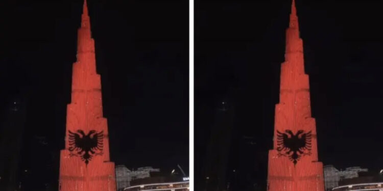 VIDEO/ Urimi i veçantë për Pavarësinë/ Kulla më e lartë në Dubai, Burj Khalifa “vishet” Kuq e Zi!