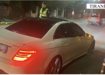 Mbi 300 patenta të pezulluara në një javë në Tiranë, për alkool dhe shpejtësi