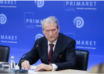 Berisha: Edhe pas 30 vjetëve shqiptarët ende janë populli i gomoneve