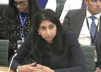 Fluksi i shqiptarëve? Britania e pranon: I kemi kufijtë jashtë kontrollit