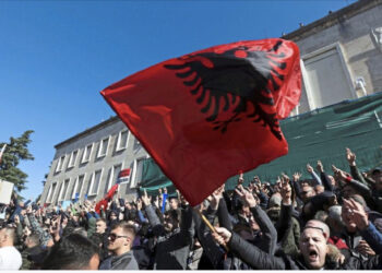 “Shqipëria ju thërret” – PD apel diasporës t’i bashkohet protestës së 12 nëntorit: Rama e ka degraduar vendin në gradën më të u