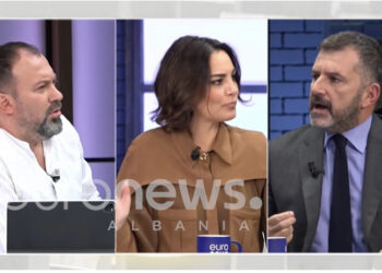 VIDEO: Andi Bushati i ulërin moderatores në mes të emisionit, shikoni reagimin e saj