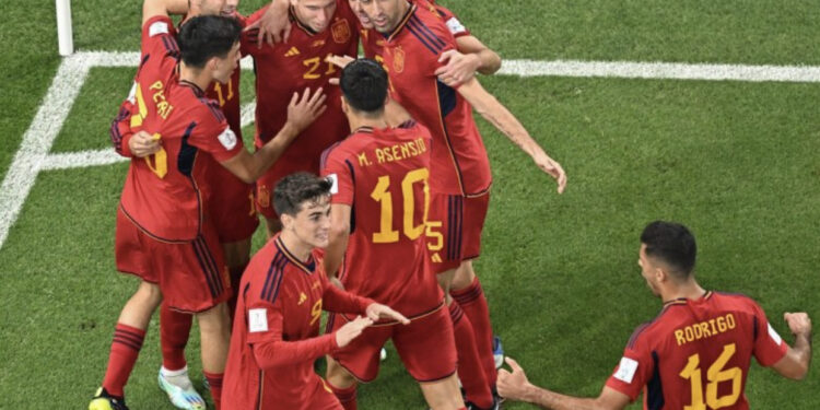 FOTO/ Spanja tregon talentin që në start, dhuron spektakël dhe shënon shtatë gola kundër Kosta Rikës