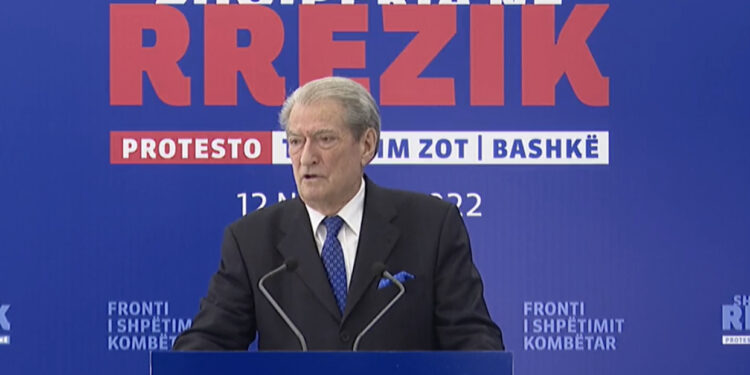 “Rama, autor i dramës së largimit të shqiptarëve”, Berisha zotohet: PD do të zbatojë ligjin për BOSËT e bandave në zyrat e qeverisë