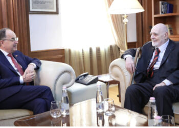 Në vigjilje të 110-vjetorit të Pavarësisë, Begaj takohet me nipin e Ismail Qemalit